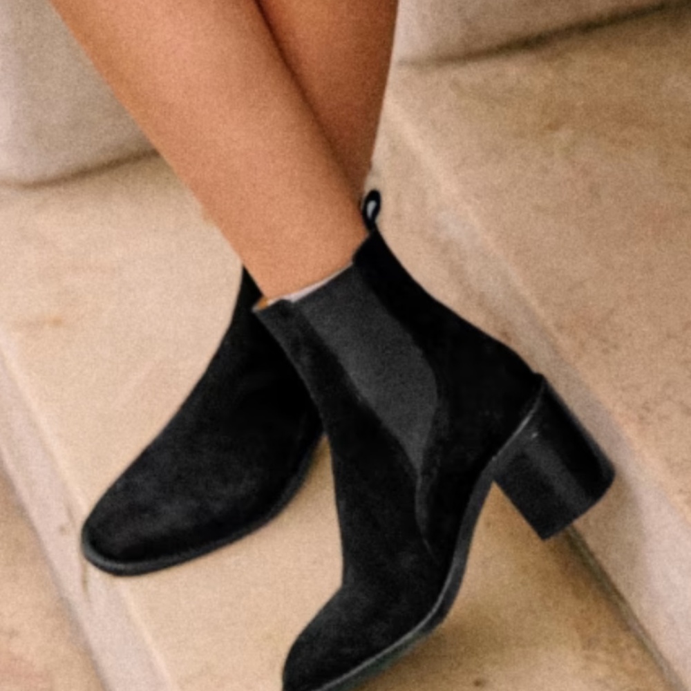 SEZANE PIPPA Ankle Boots – Black Leather | Mid Heel